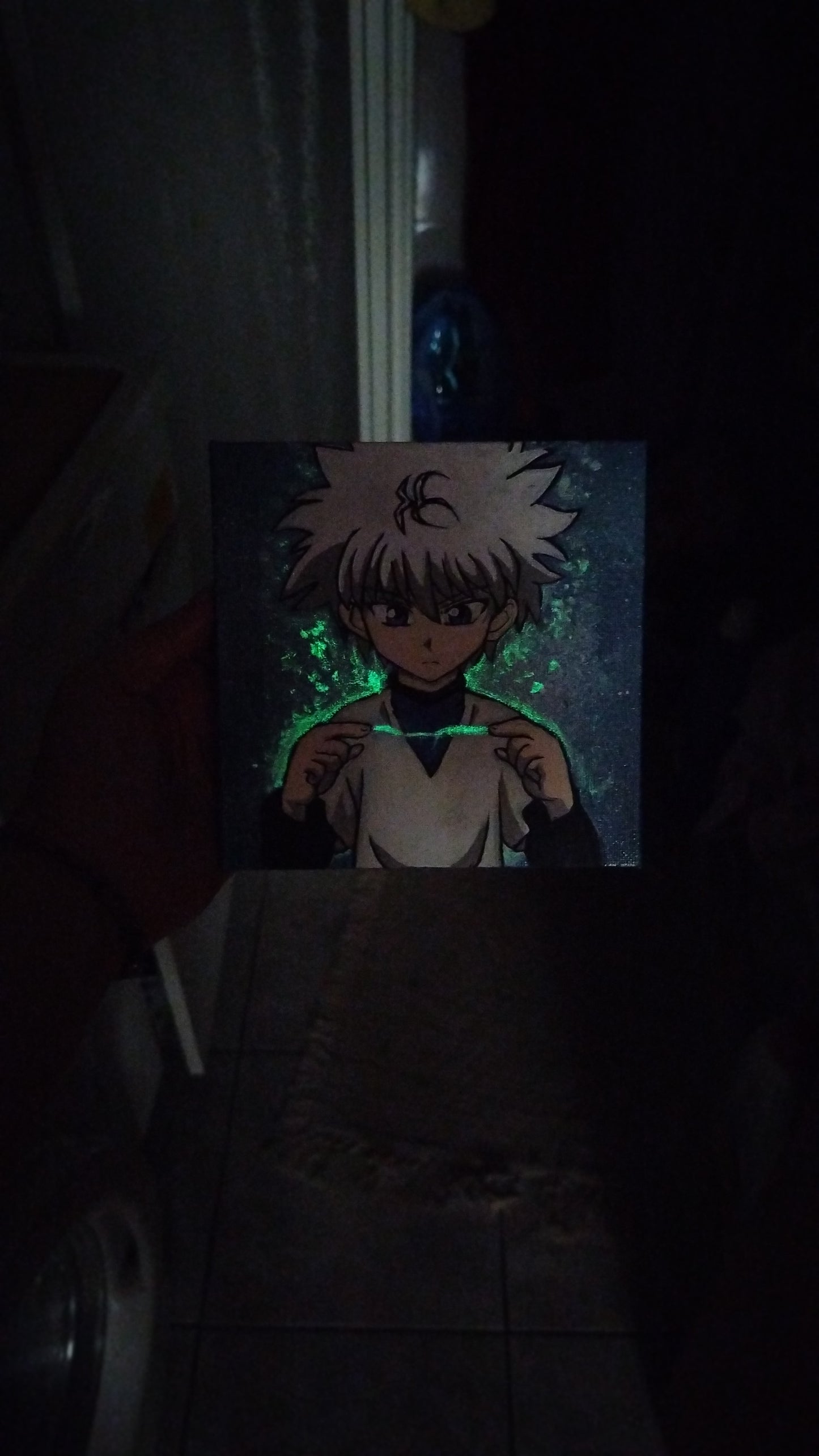 Quadro Kurapika Dipinto a Mano – 15x15 cm, Luminoso al Buio | Arte Anime Unica